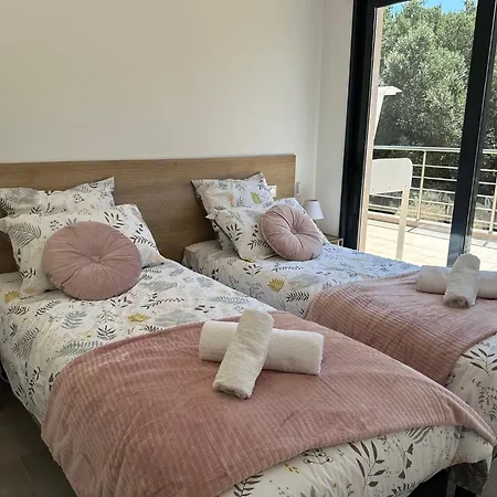 Au Calme A 1km Du Port De Daire