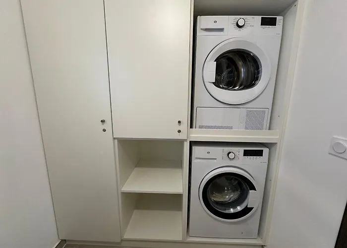 Au Calme à 1km Du Port De Appartement *