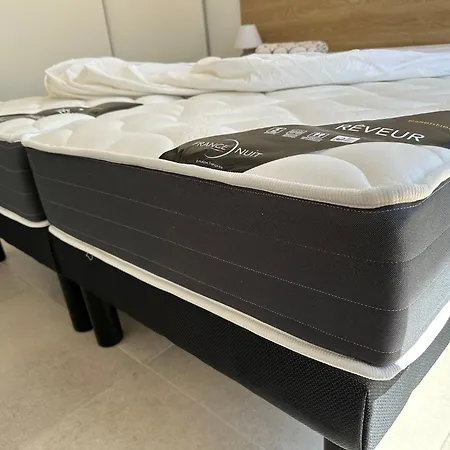 Au Calme A 1km Du Port De בוניפסיו