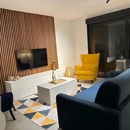 Au Calme A 1km Du Port De