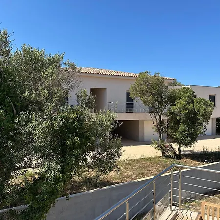 Apartment Au Calme A 1km Du Port De Bonifacio